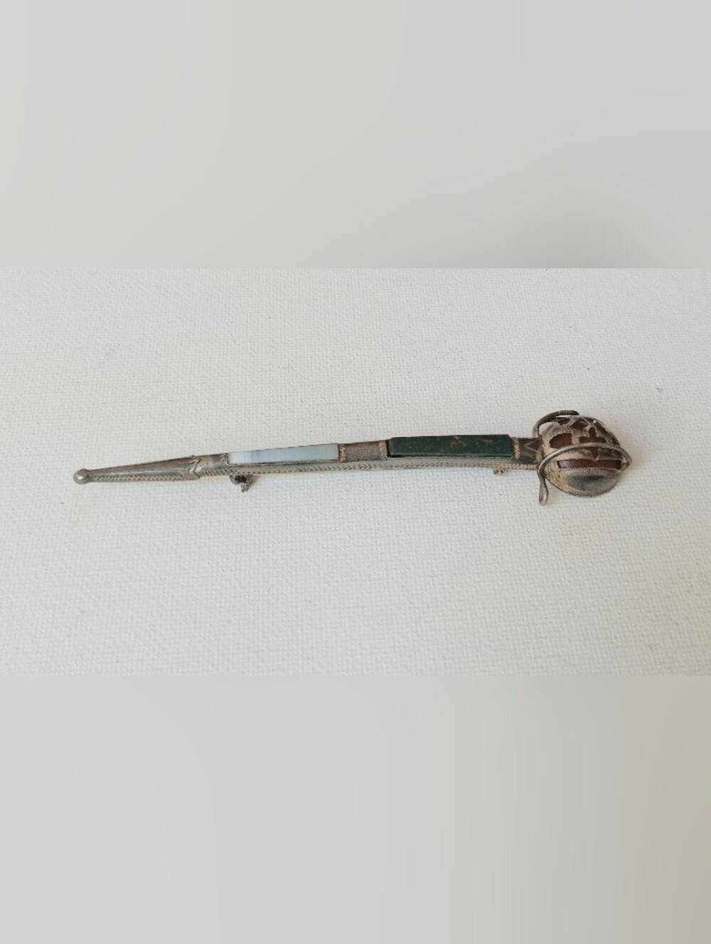 1900 Antique Victoria Scottish brooch